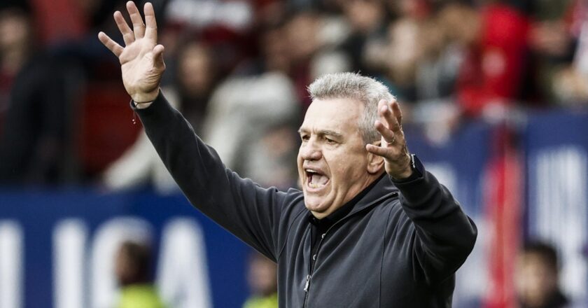 Javier Aguirre affirms that he still has not discussed his renewal with the president of Mallorca