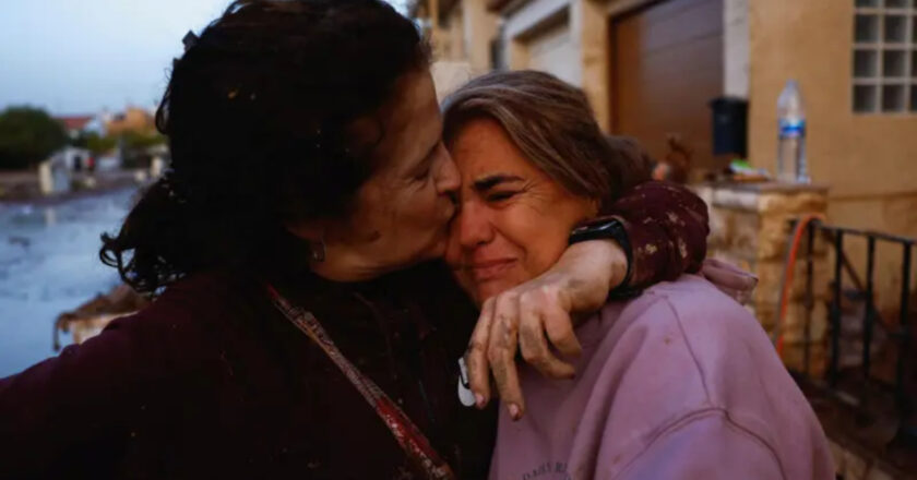 “We all know someone who has died”: mourning in Spain for the floods that have left more than 150 dead