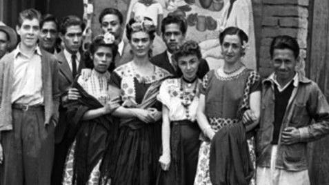 “Los Fridos”: the extraordinary story of the young people who knew nothing about art and learned to paint with Frida Kahlo